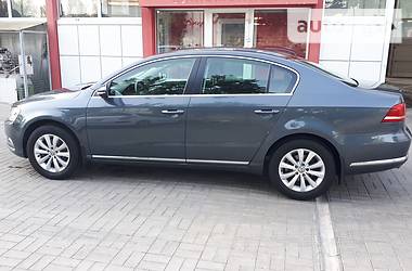 Седан Volkswagen Passat 2012 в Херсоне