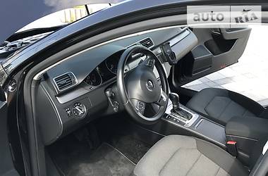 Універсал Volkswagen Passat 2014 в Вінниці