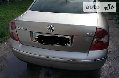 Седан Volkswagen Passat 2004 в Киеве