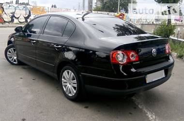 Седан Volkswagen Passat 2008 в Киеве