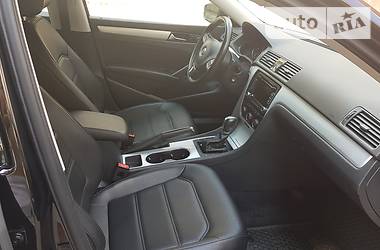 Седан Volkswagen Passat 2013 в Киеве