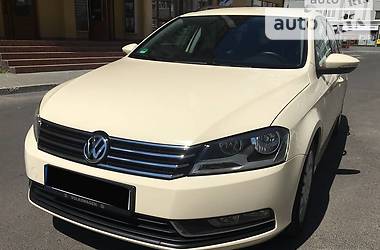 Volkswagen Passat 2011