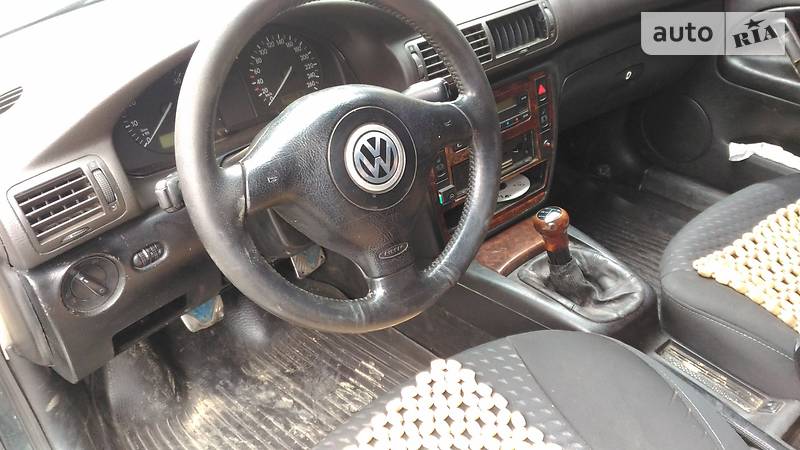 Седан Volkswagen Passat 1997 в Хмельницькому