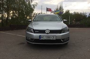 Универсал Volkswagen Passat 2014 в Ровно