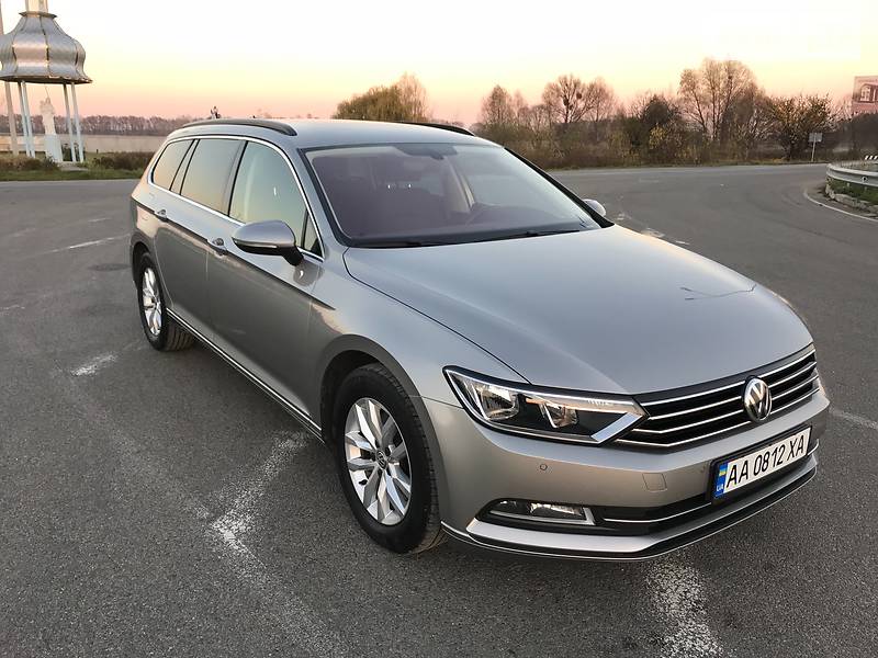 Универсал Volkswagen Passat 2015 в Киеве