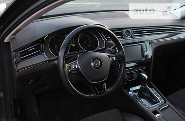 Універсал Volkswagen Passat 2015 в 