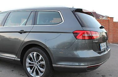 Універсал Volkswagen Passat 2015 в 