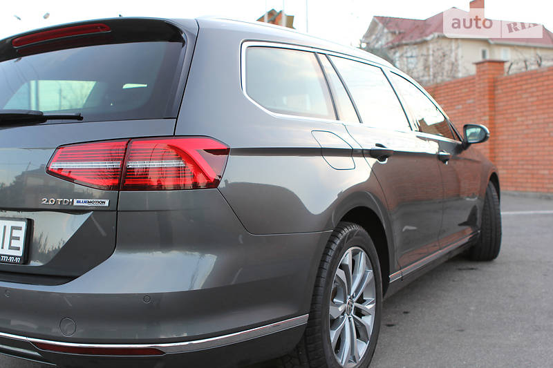 Универсал Volkswagen Passat 2015 в Одессе