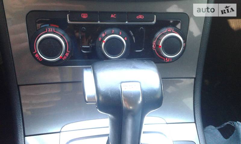 Универсал Volkswagen Passat 2010 в Шептицькому