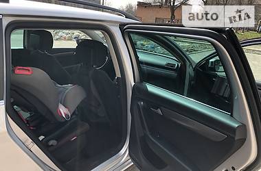 Універсал Volkswagen Passat 2014 в 