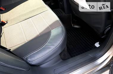 Універсал Volkswagen Passat 2011 в 