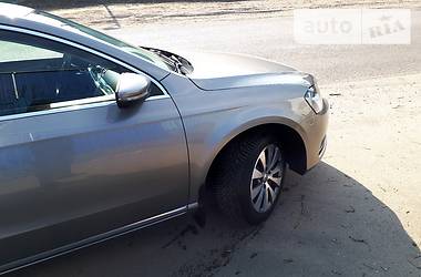 Універсал Volkswagen Passat 2011 в 