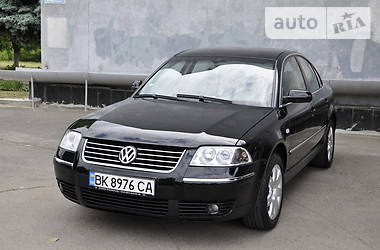 Седан Volkswagen Passat 2003 в Ровно