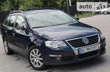 Універсал Volkswagen Passat 2007 в Дрогобичі