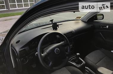 Седан Volkswagen Passat 1998 в 