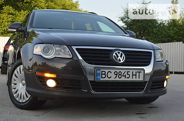 Универсал Volkswagen Passat 2010 в Дрогобыче