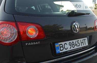 Универсал Volkswagen Passat 2010 в Дрогобыче