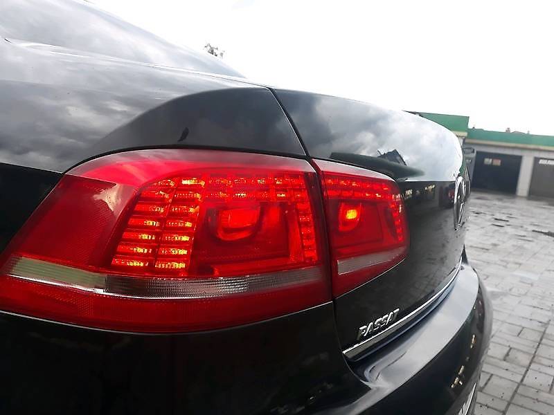 Седан Volkswagen Passat 2011 в Луцьку