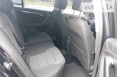 Седан Volkswagen Passat 2011 в 
