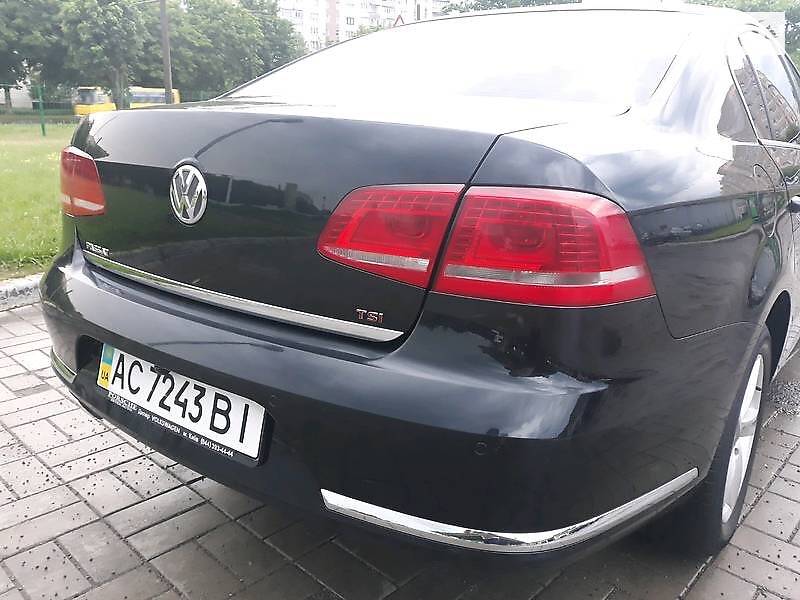 Седан Volkswagen Passat 2011 в Луцьку