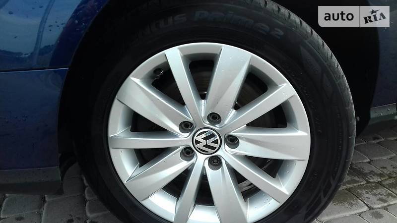 Універсал Volkswagen Passat 2010 в Львові