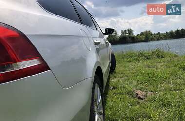 Универсал Volkswagen Passat 2012 в 