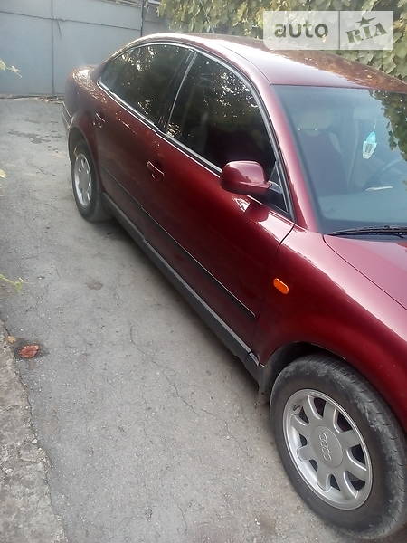 Седан Volkswagen Passat 1997 в Кам'янець-Подільському