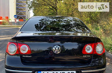 Седан Volkswagen Passat 2008 в Киеве