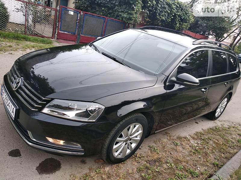 Універсал Volkswagen Passat 2012 в Стрию