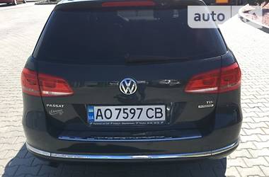 Универсал Volkswagen Passat 2011 в Мукачево