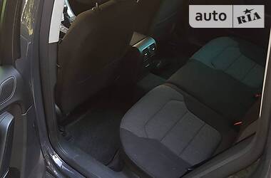 Універсал Volkswagen Passat 2011 в 
