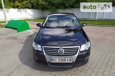 Седан Volkswagen Passat 2006 в Мостиске