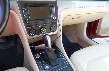 Седан Volkswagen Passat 2015 в 