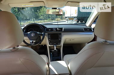 Седан Volkswagen Passat 2015 в 