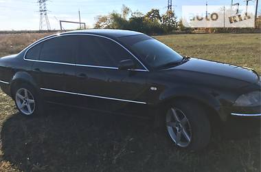 Седан Volkswagen Passat 2003 в Одессе