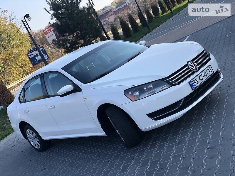 Седан Volkswagen Passat 2015 в Хмельницком