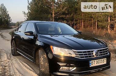 Седан Volkswagen Passat 2016 в Херсоне