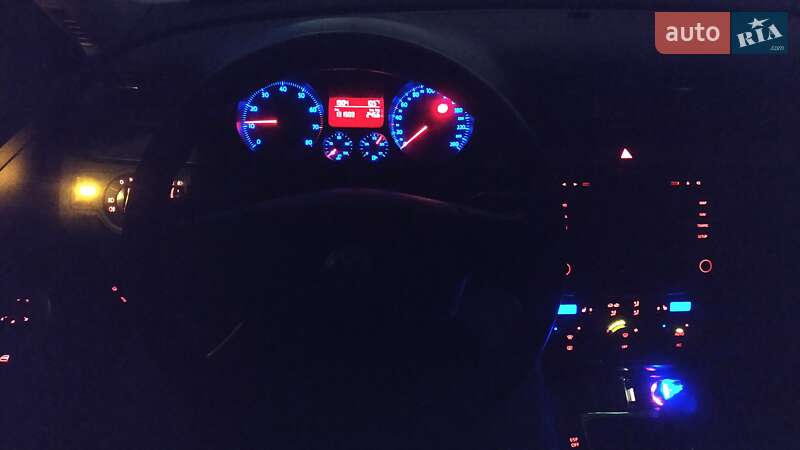 Седан Volkswagen Passat 2007 в Кропивницком