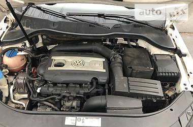 Седан Volkswagen Passat 2012 в 