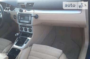 Универсал Volkswagen Passat 2006 в Хусте