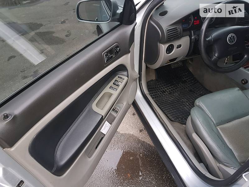 Седан Volkswagen Passat 2001 в Львові фото 30 Седан Volkswagen Passat 2001 в Львові
