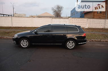 Універсал Volkswagen Passat 2011 в Києві