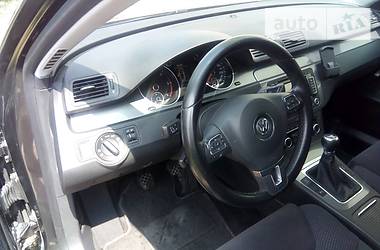 Универсал Volkswagen Passat 2010 в Ивано-Франковске