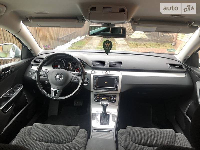 Універсал Volkswagen Passat 2010 в Гадячі