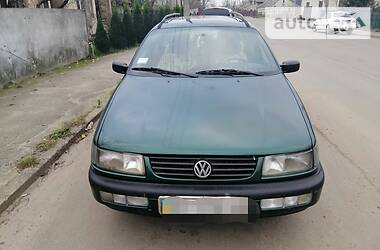 Універсал Volkswagen Passat 1996 в Володимир-Волинському