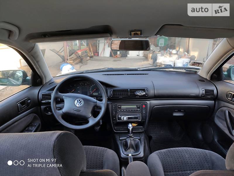 Седан Volkswagen Passat 1999 в Києві