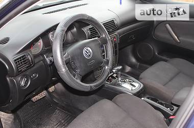 Универсал Volkswagen Passat 2001 в Жовкве