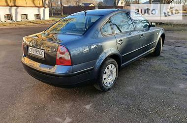 Седан Volkswagen Passat 2001 в Чернігові