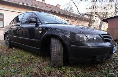 Седан Volkswagen Passat 2000 в Тернополі