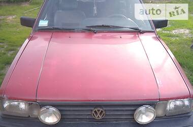 Хетчбек Volkswagen Passat 1986 в Сарнах